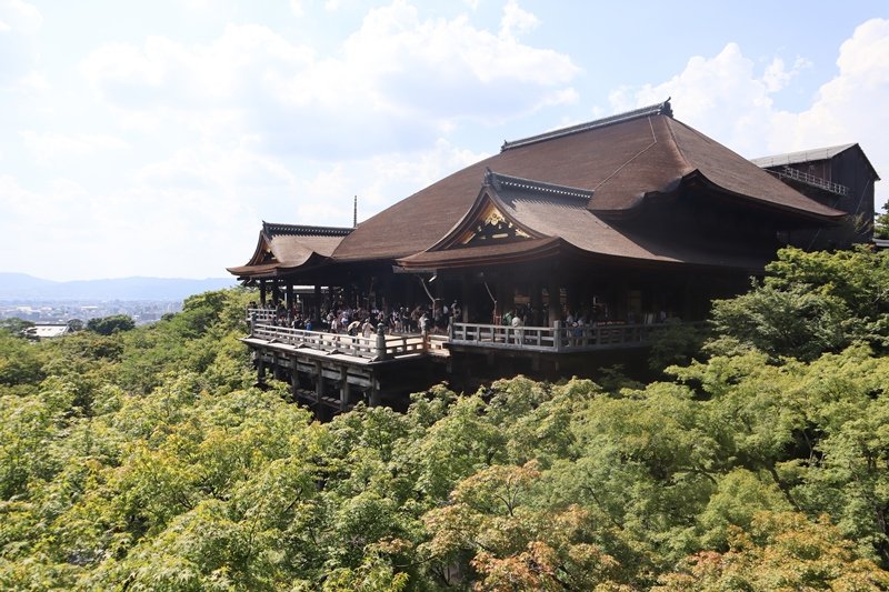 京都有数の観光スポット「清水寺」